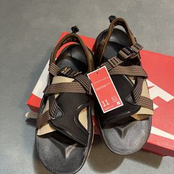 Nike Sandals Men’s Size 11 New