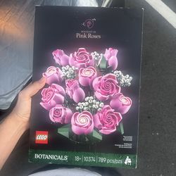 Lego pink roses