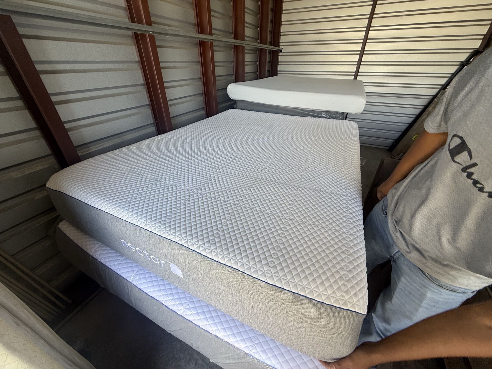 Full and Queen Nectar Mattresses