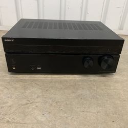 Sony Receiver With 2 Sony Powered Subwoofers, 2 Bbl Front Speakers,1 Center Speaker And 2 Small Rear Speakers