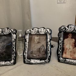 3-D Halloween Decorations 