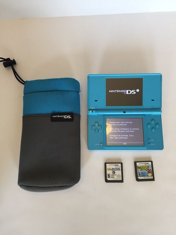 Nintendo DSi Light Blue - Geek-Is-Us