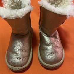 UGG Botas Para Niña Size 8 