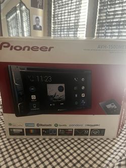 car radio, Pioneer AVH-1500, Bluetooth Radio & Toyota Radio Replacement Interface