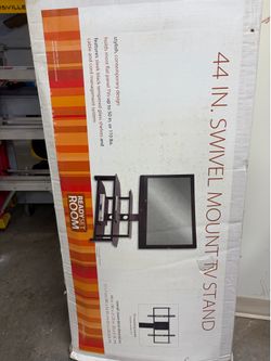 TV mounting with shelves