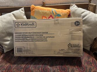 KidKraft Grocery Store Self-Checkout Center Toy Set