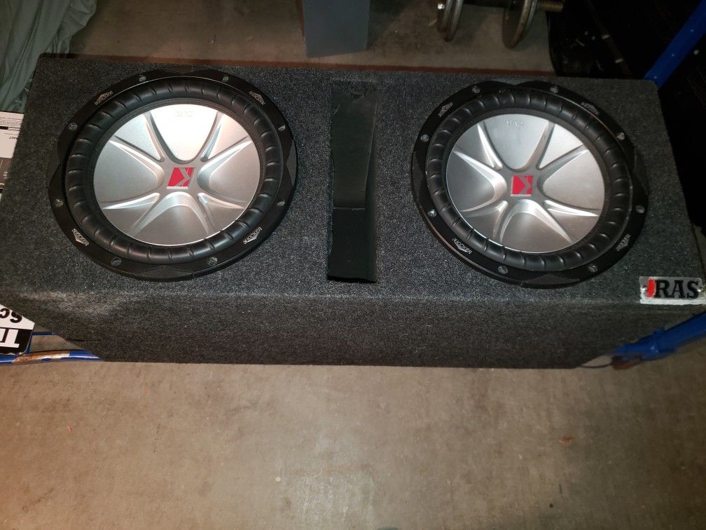 Kicker subwoofers 2 10inch 2ohm