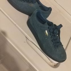 Green Suede Pumas