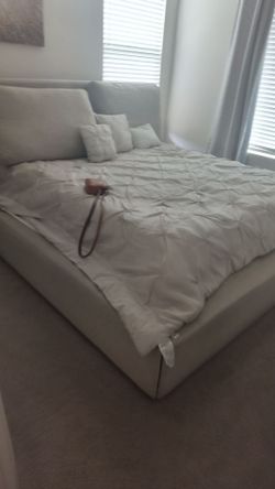 Complete Upholstered Platform Bed Frame