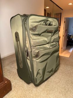 Beautiful Anne Klein Suitcase Like New!