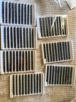 Eyelash cluster