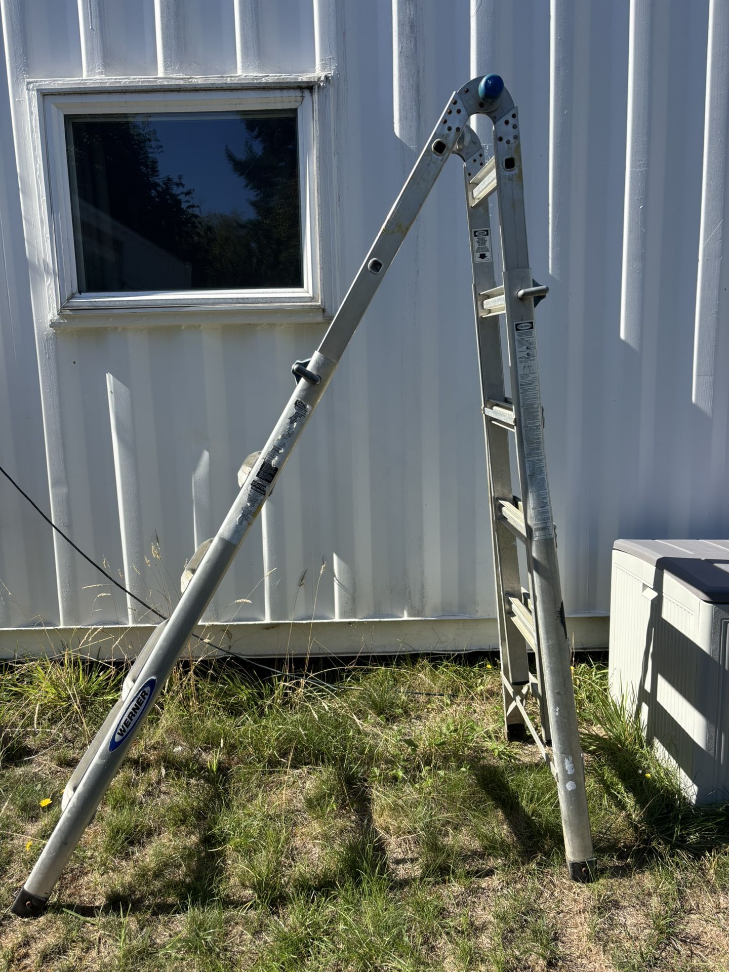Werner Multi-Position Ladder 22ft 