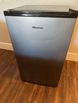 Mini refrigerator Hisense