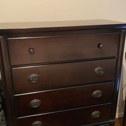 5 Drawer Chest of Drawers