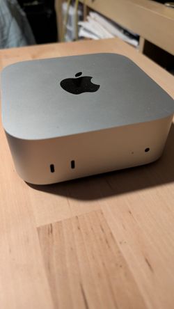 Mac Mini M4 Base model