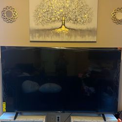 Brand New 75 Inch Smart TV
