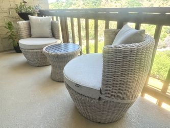 Rattan Weather Resistant Nautica Patio Set for Sale in Los Angeles