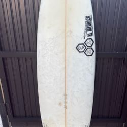 Tabla De Surfing  / AL MERRICK