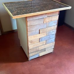 Penny Top Island/bar