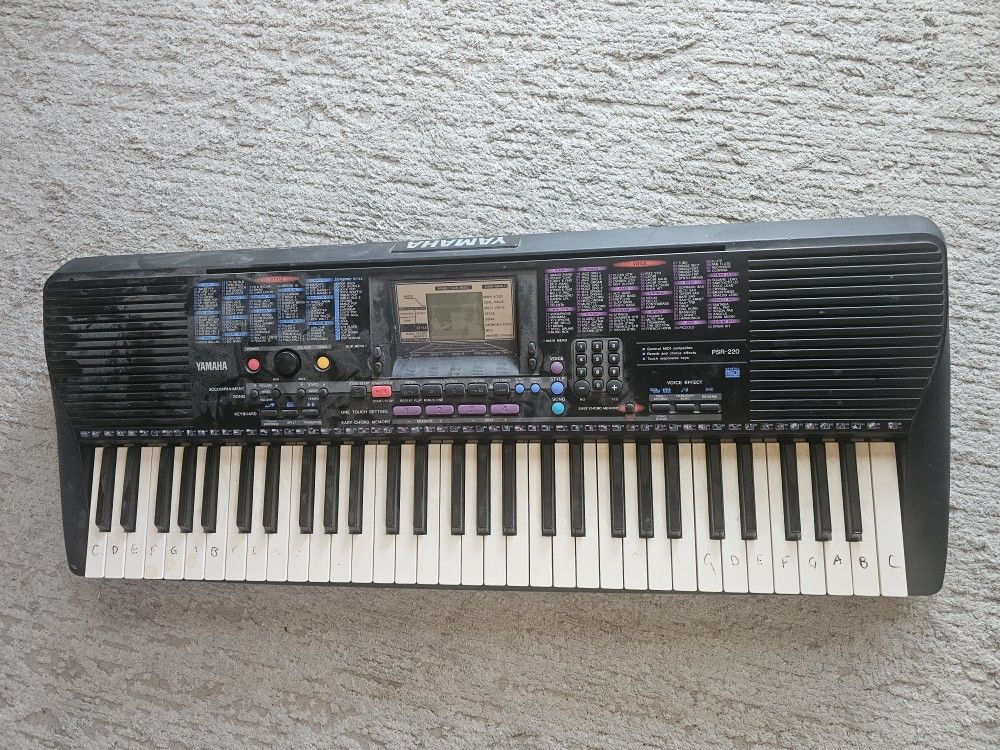 Yamaha Keyboard