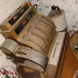 1916 National Cash Register Model 442 