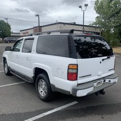 2004 Chevrolet Suburban