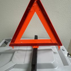 Range Rover Euro road hazard triangle sign