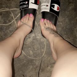 champion slides for feet