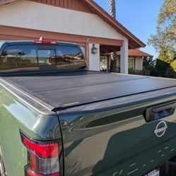 Nissan Frontier Tonneau Cover