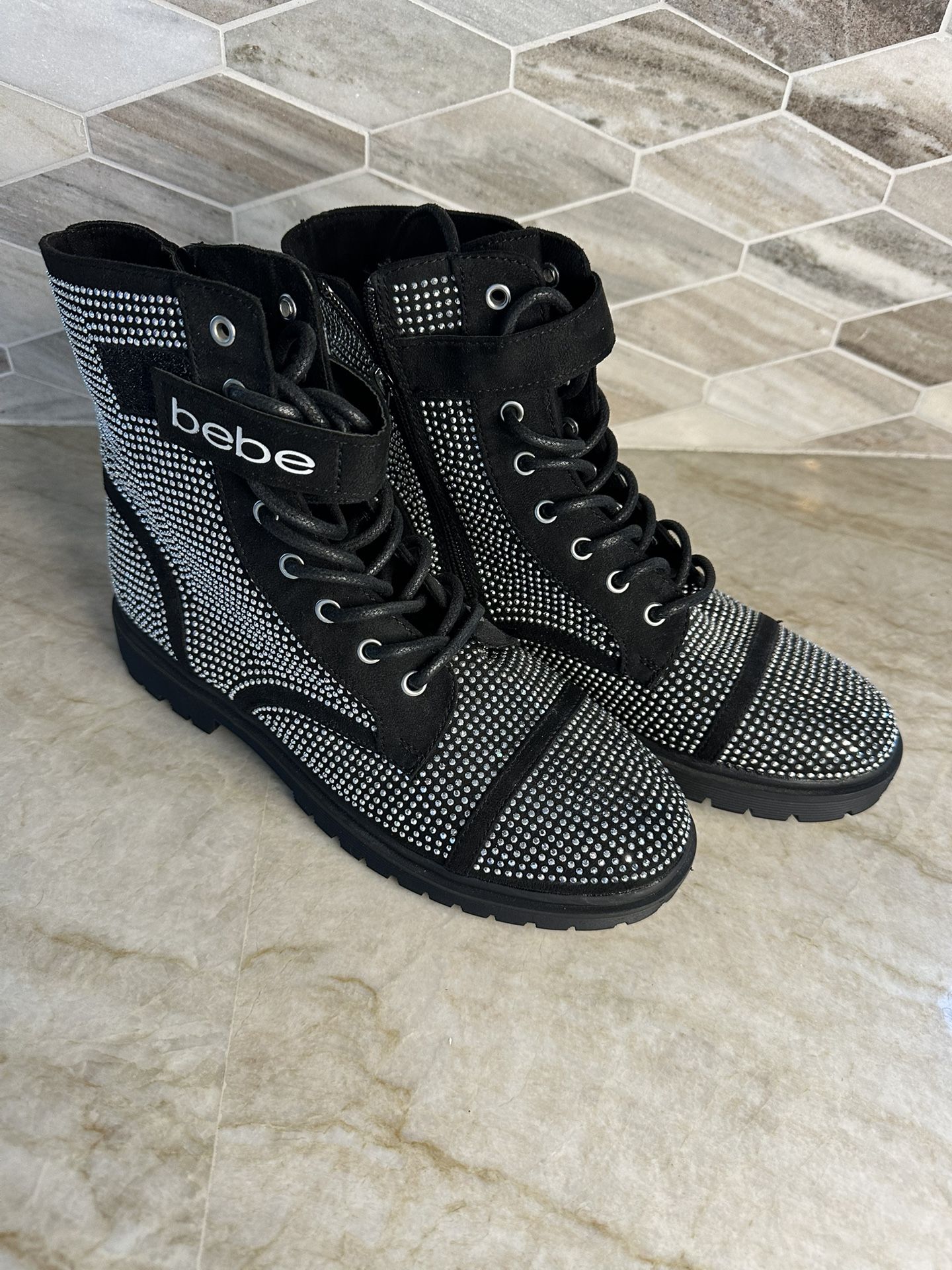 New Bebe Size 8 Boots Studded Black