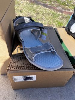 Eddie Bauer men water sandal