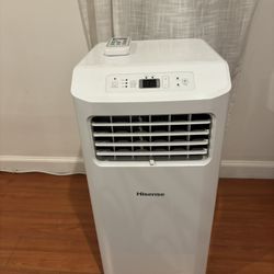 Hisense Portable AC - 6,000 BTU • Like New • $150 OBO