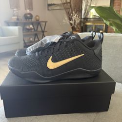 Nike Kobe 11 Elite Fade To Black Black Gold Low Top Limited Edition Basketball