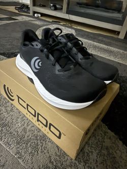 Topo Running Shoes