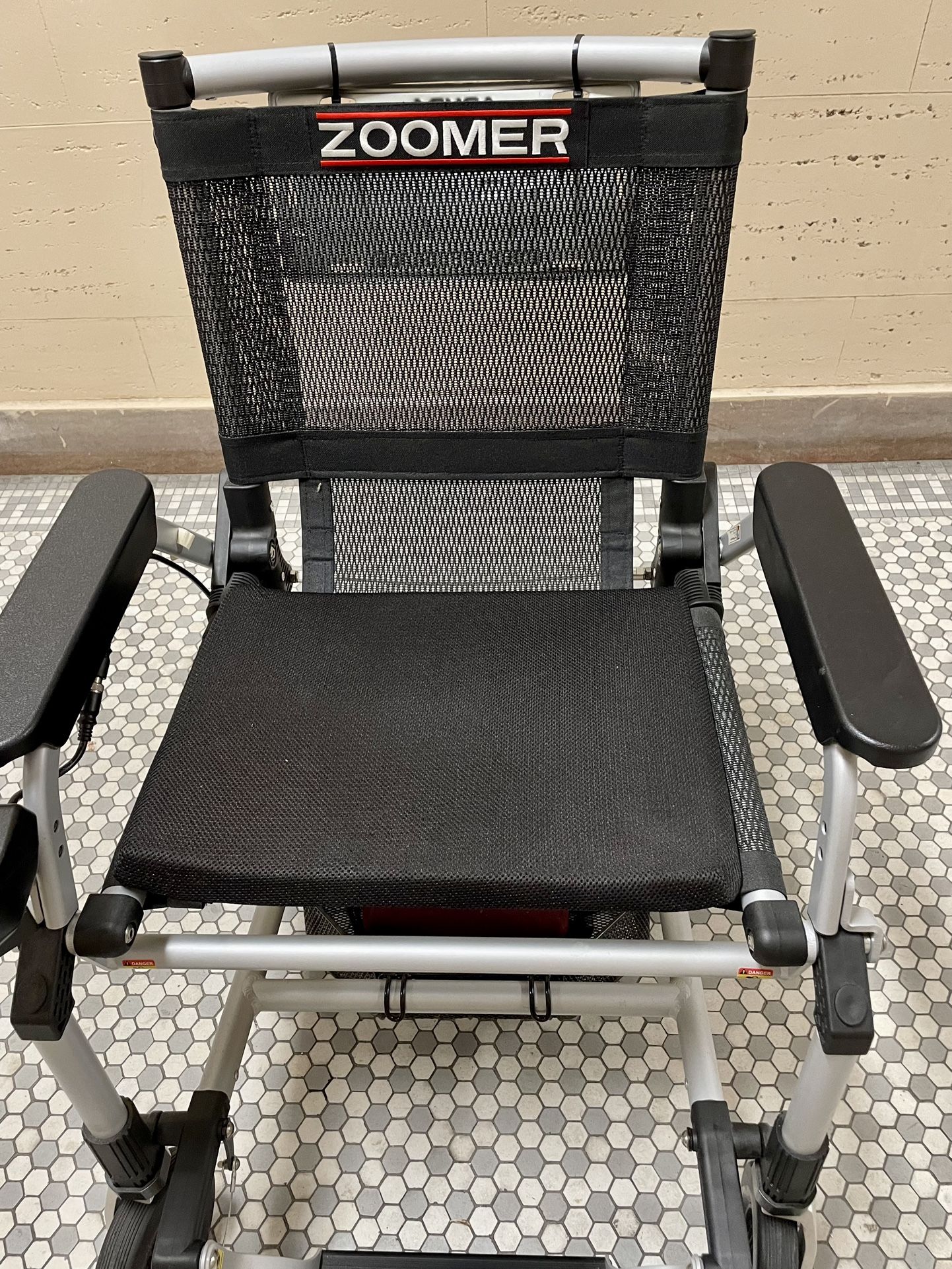 Zoomer Folding Powered Chair for Sale in Brooklyn, NY OfferUp
