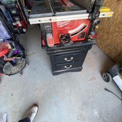 Cordless Table Saw 
