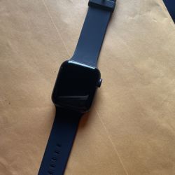 40mm Apple Watch Series 6