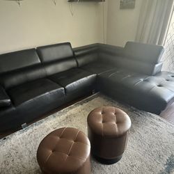 Black Sectional Couch 