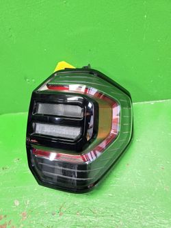 4RUNNER 2025 2026 TAILLIGHT OEM