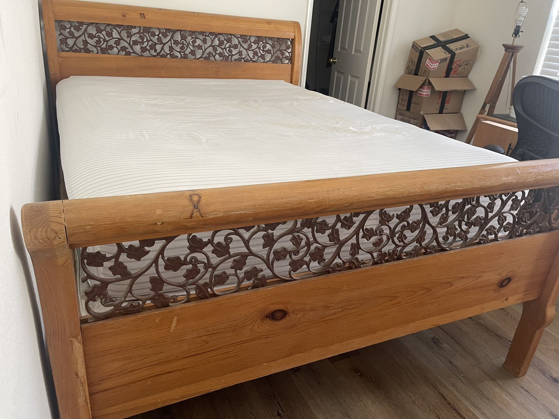 Vintage Wooden/Iron Queen Bed
