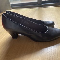 Leather Black Heeled Shoes