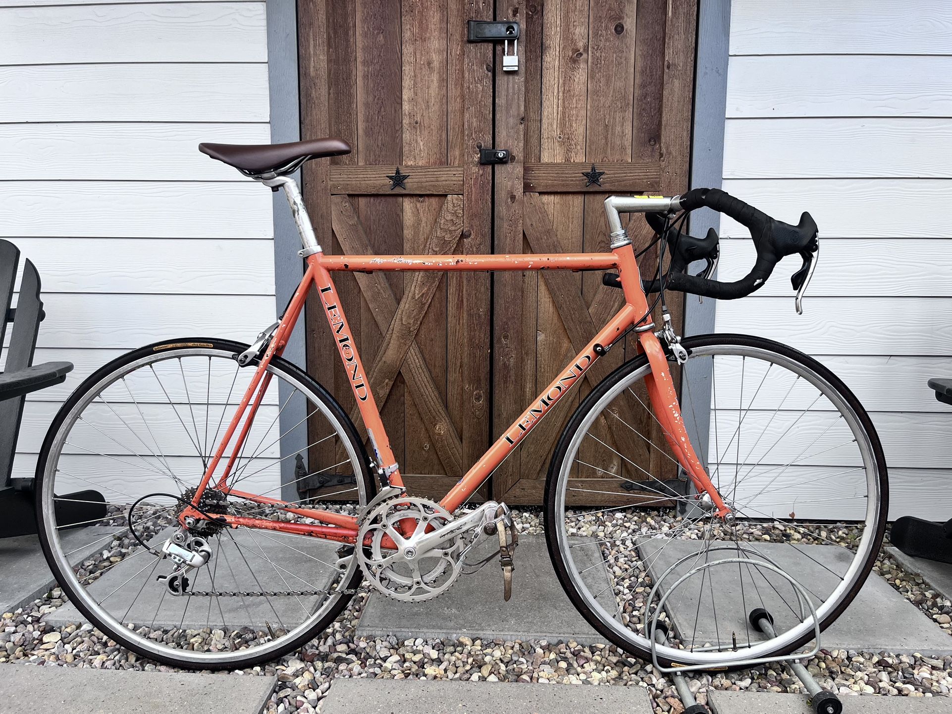 Vintage Lemond Alpe-d’ Huez Road Bike