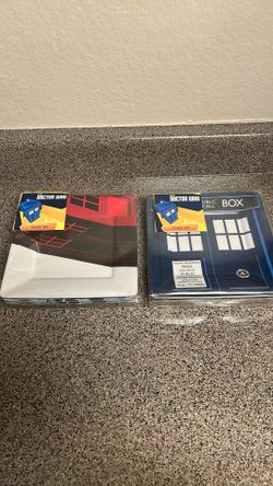 Doctor Who Tardis Plates x4 Lot of 2