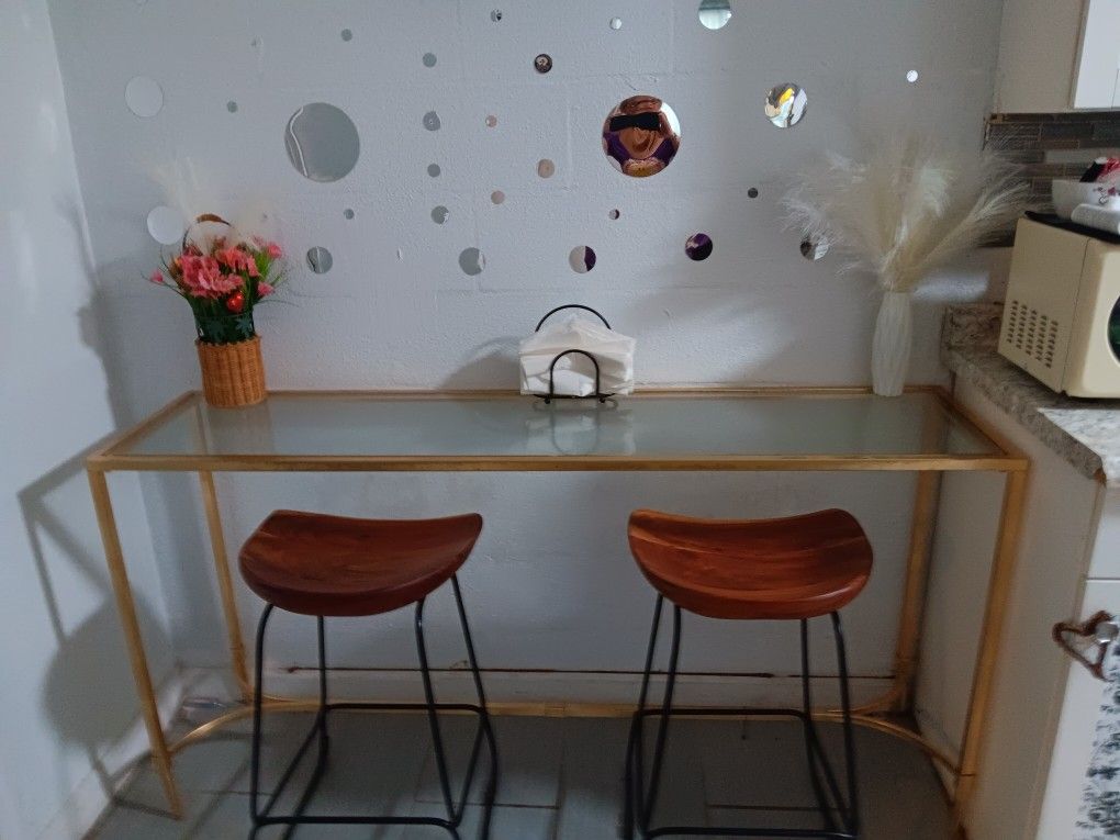 Glass Table With 2 Wooden Stool