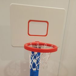 Little Tikes Basketball Court /soccer Goal