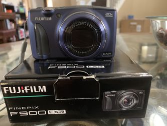 FUJIFILM FinePix F900EXR Digital Camera (Indigo Blue)