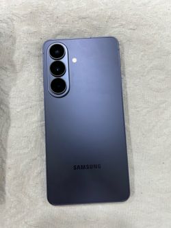Samsung s26.