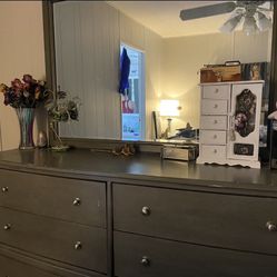 Bedroom Set 