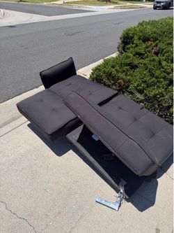 FREE Broken Futon Couch – Curb Alert - Still Available