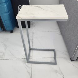 End Table - C Shape with Lamp 